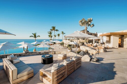 Free Transportation Beach Club and Family Villa