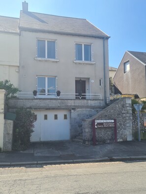 Exterior detail - Authentic house on the D-Day beaches in Normandy (Saint-Sauveur-le-Vicomte)