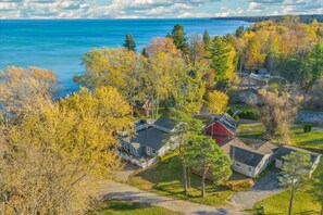 Exterior - Kilkare Home: The Lakeview Lookout - Gorgeous Lake Views! (Lexington)