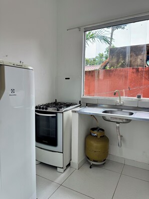 Estudi Comfort | Cuina privada | Frigorífic petit 