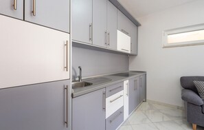 Unclassified image, 2 of 28, button - Amazing apartment in Vir with WiFi (Vir)