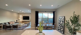 Charming 4-bedroom bed & breakfast in peaceful location with AC