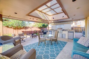 Outdoor dining - Family Home w/ Hot Tub! 2 Mi to Dtwn Riverside (Riverside)