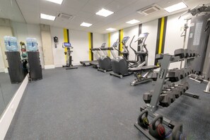 Fitness facility - Bright 1BR Chelsea Condo with Fitness Center (New York)