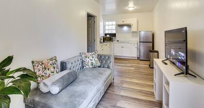 Hike & Sip in North Georgia: Apartment w/ Deck