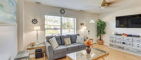 Télévision, chaîne hi-fi