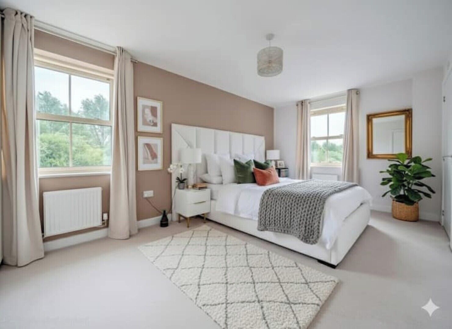 4 bedrooms, desk, iron/ironing board, free WiFi