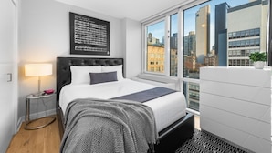 Unclassified image, 2 of 24, button - Elegant 2BR SilverDoor Chelsea Condo (New York)