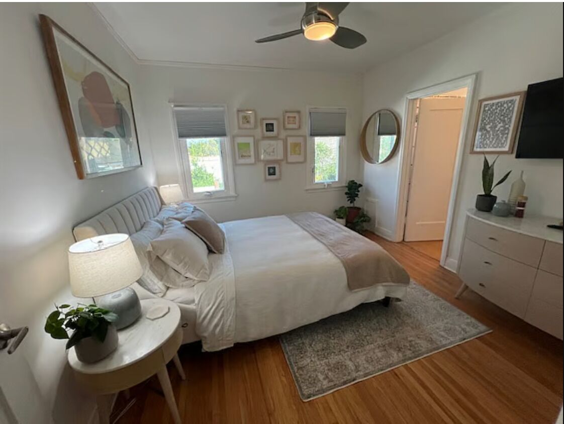 Strykejern/-brett, wi-fi og sengetøy