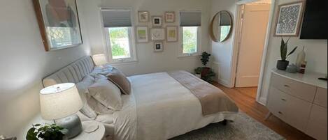 Strykejern/-brett, wi-fi og sengetøy