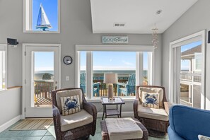TV, fireplace - Ocean Views! New 4bd Home, very close to Beach! (Oak Island)