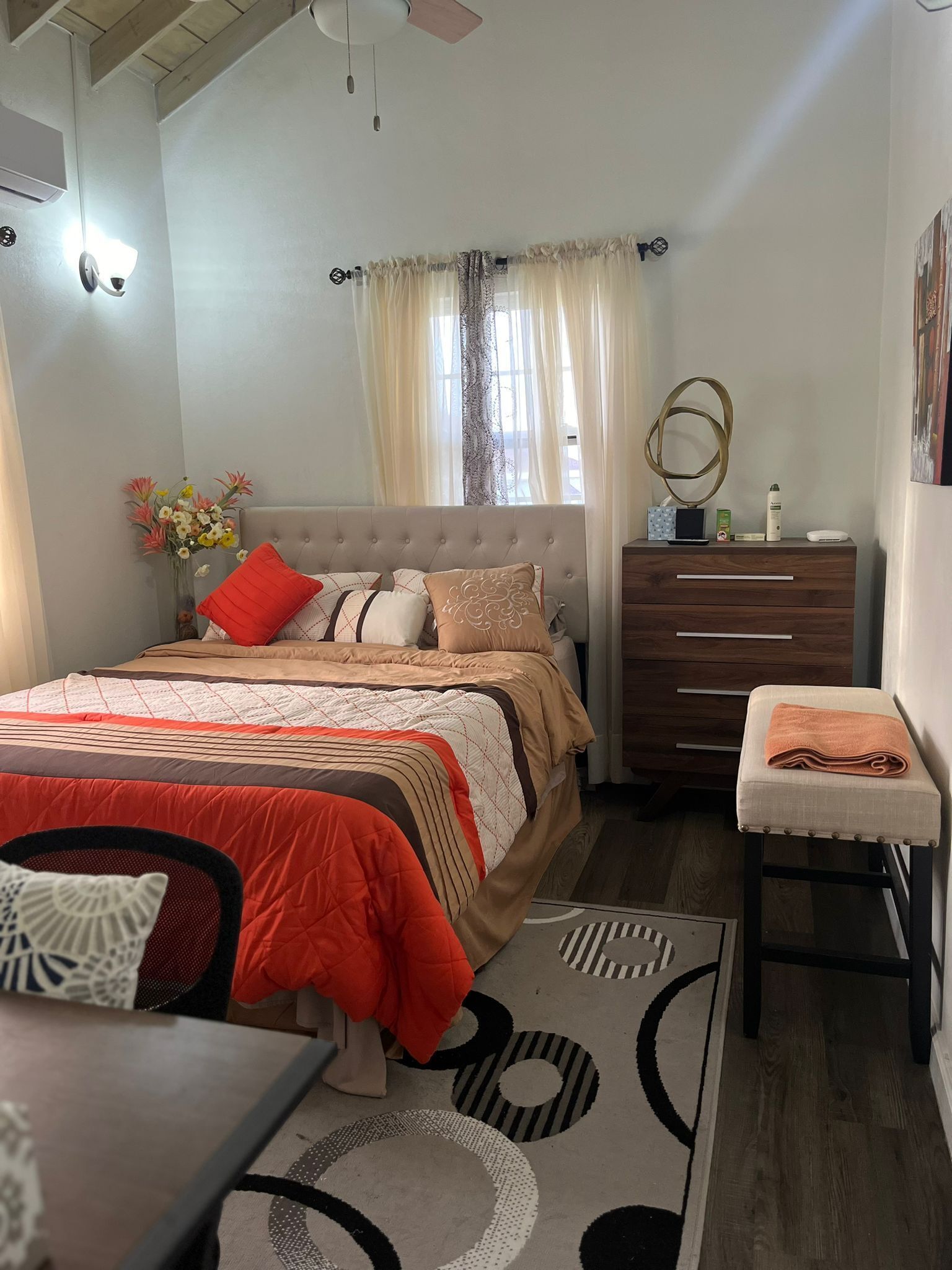 3 chambres, bureau, fer et planche à repasser, Wi-Fi gratuit