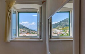 Interior - Amazing apartment in Bol with WiFi (Bol)