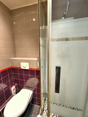 Hair dryer, towels, soap, shampoo - Paris Loft for 4 by Châtelet & Montorgueil & Metro (PARIS)