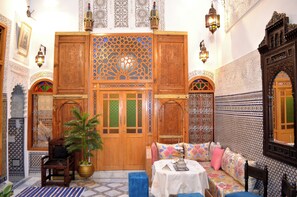 Reception - Riad Dar Salma  (Fes)