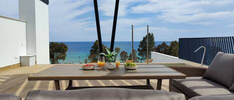 Sea Front Luxury Penthouse | Terrace/patio