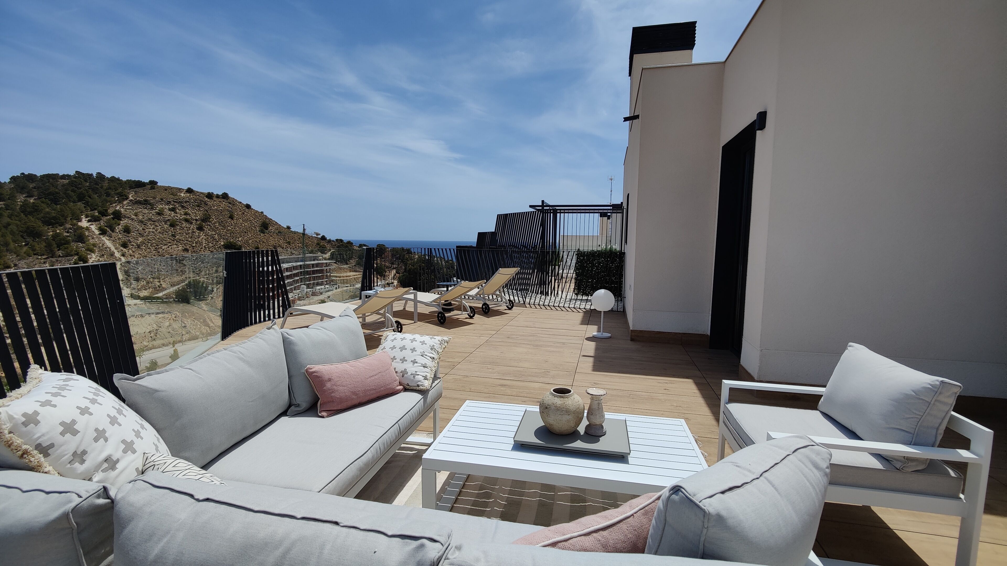 Sun & Beach Penthouse | Terrace/patio