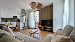 Sea View Apartment | Living area | 40-inch Smart TV with digital channels - Aster Apartments (Villajoyosa)