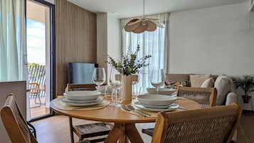 Sea View Apartment | Woonruimte