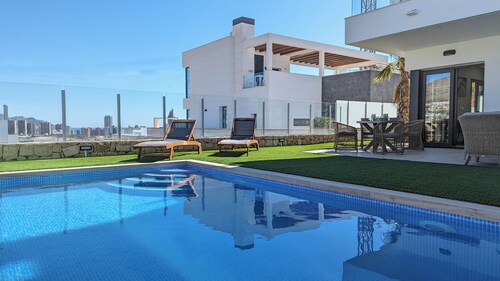 Panoramic Apartments