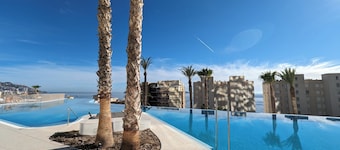 Sunset Cliffs Apartments Tower 1