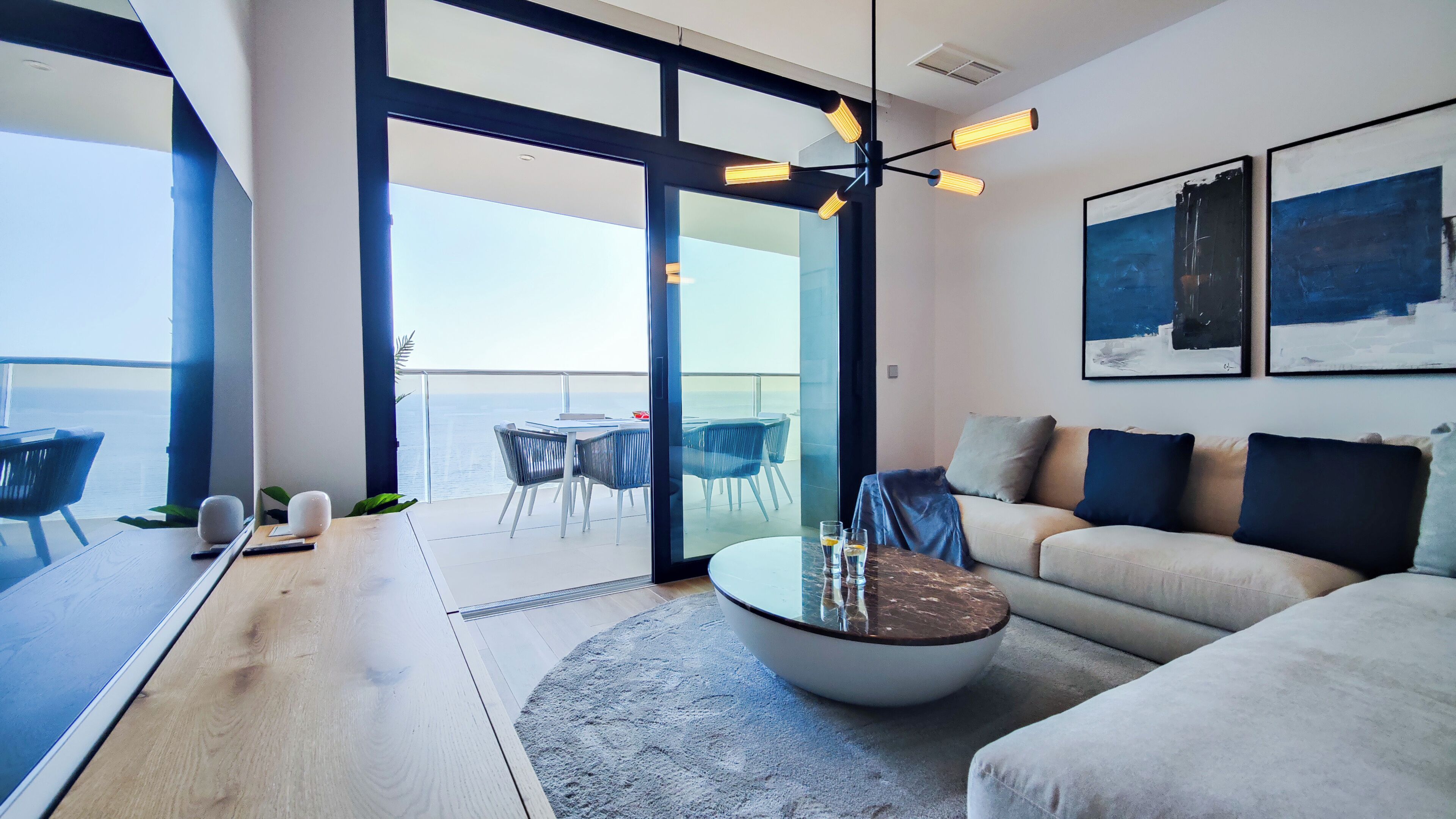 Modern Apartment | Free WiFi