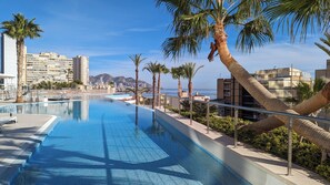 Pool - Sunset Cliffs Apartments Tower 2 (Benidorm)