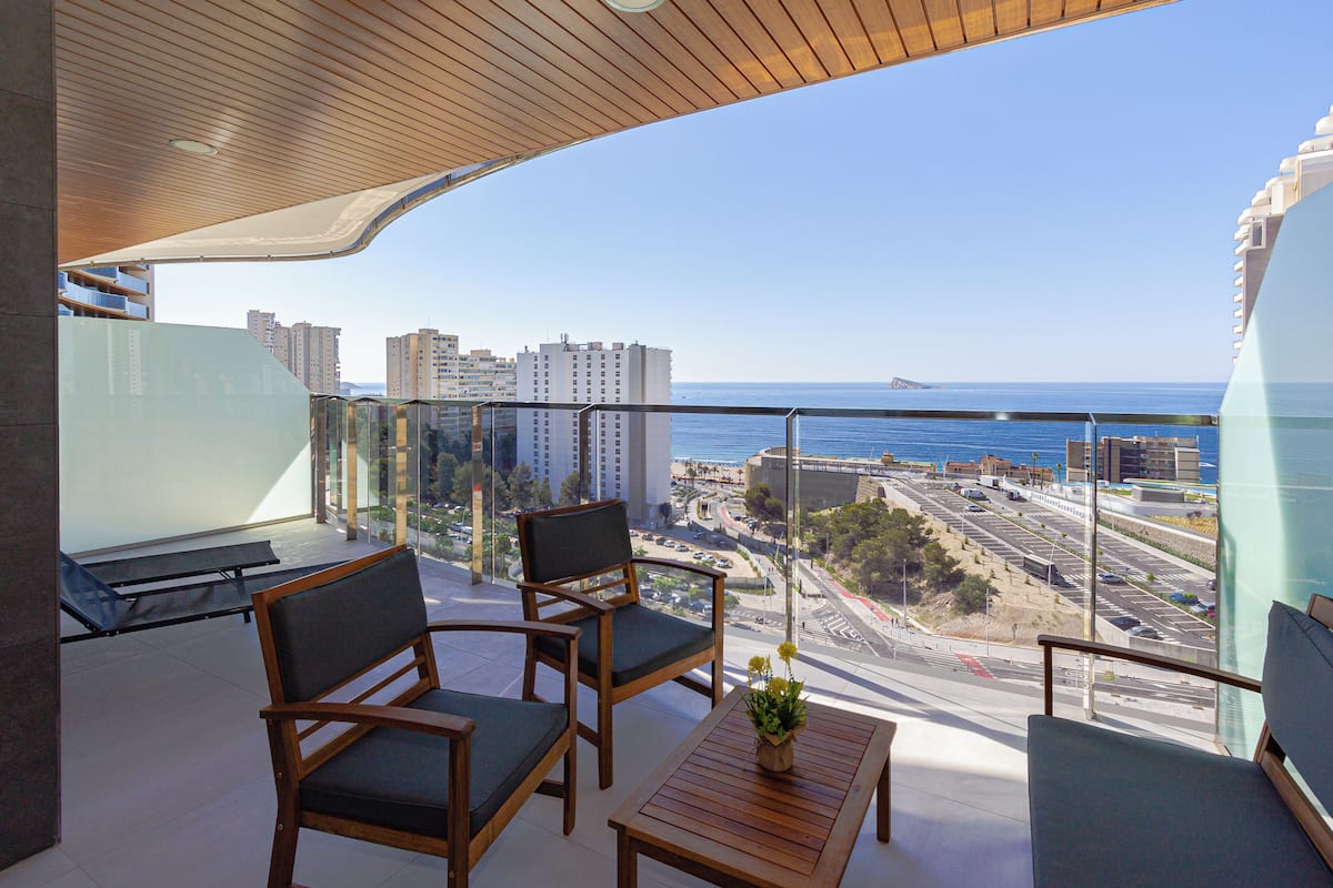 apARTs by RB | 露台