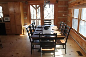 Dining - NEW LISTING 3 bed 2 bath cabin in lovely 4 season scenic Blowing Rock NC (Blowing Rock)