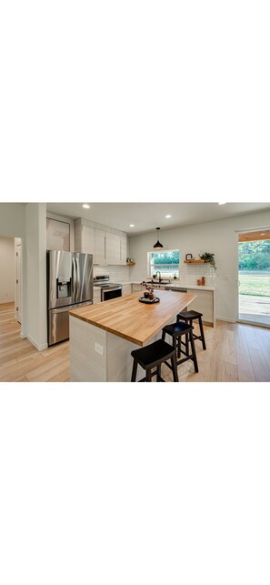 Private kitchen - Country Mount St. Helens Getaway (Ariel)