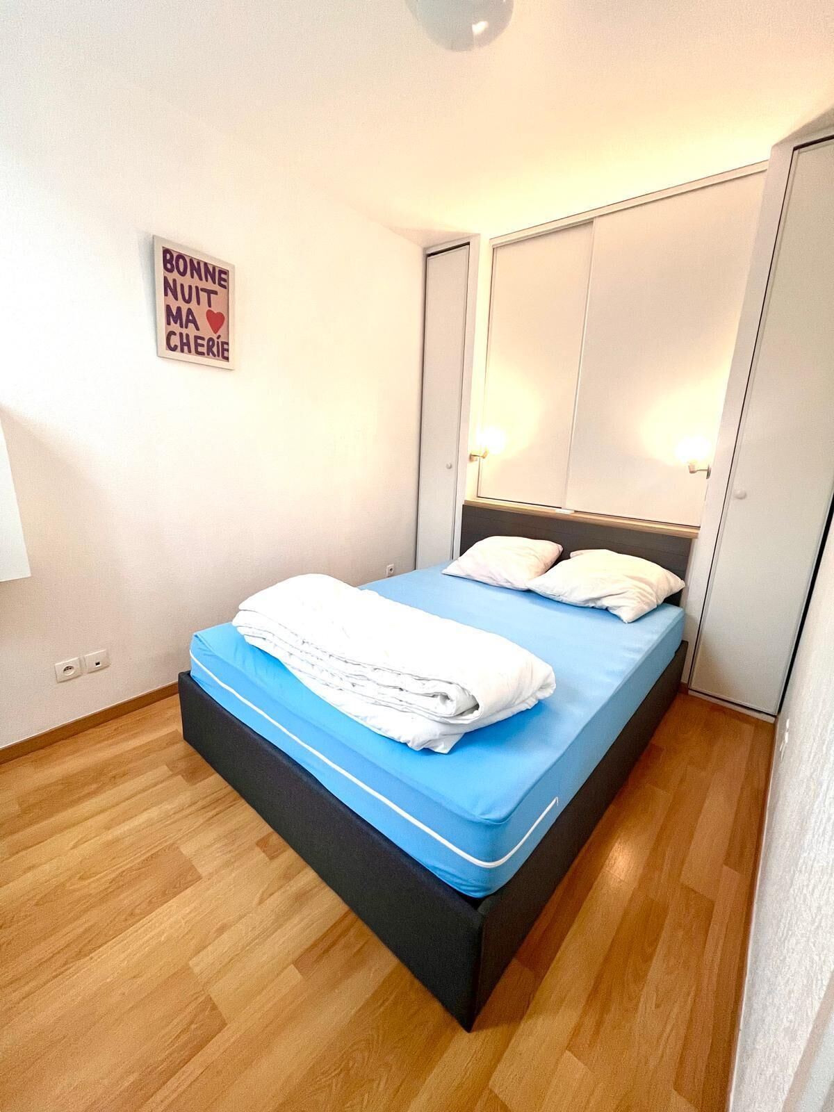 Een strijkplank/strijkijzer, wifi