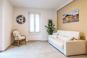 Living area - Celia's house near Bellagio (Lezzeno)