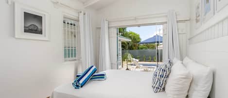 3 bedrooms, in-room safe, iron/ironing board, free WiFi