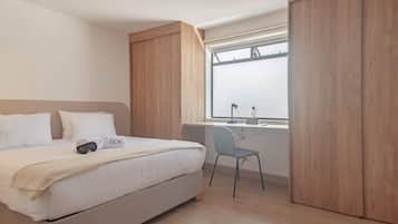 Bügeleisen/Bügelbrett, WLAN, Bettwäsche