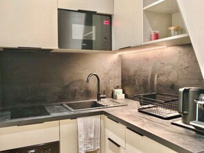 Microwave, stovetop, coffee/tea maker, electric kettle - Cozy Latin Quarter Stay near the Seine & Metro & For 4 (PARIS)