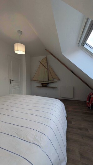 WiFi, bed sheets - Nice house, quiet, 400 m from the beach (Saint-Cast-le-Guildo)