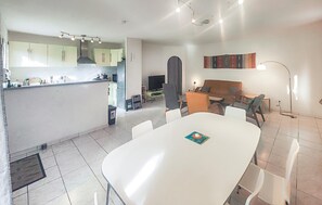 Interior - PAUSE NATURE AVEC PISCINE (Ferrières-Poussarou)