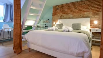 1 bedroom, travel crib, free WiFi