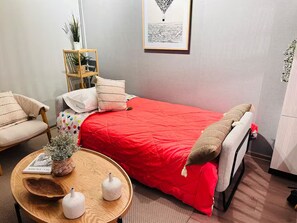 1 bedroom, iron/ironing board, WiFi, bed sheets
