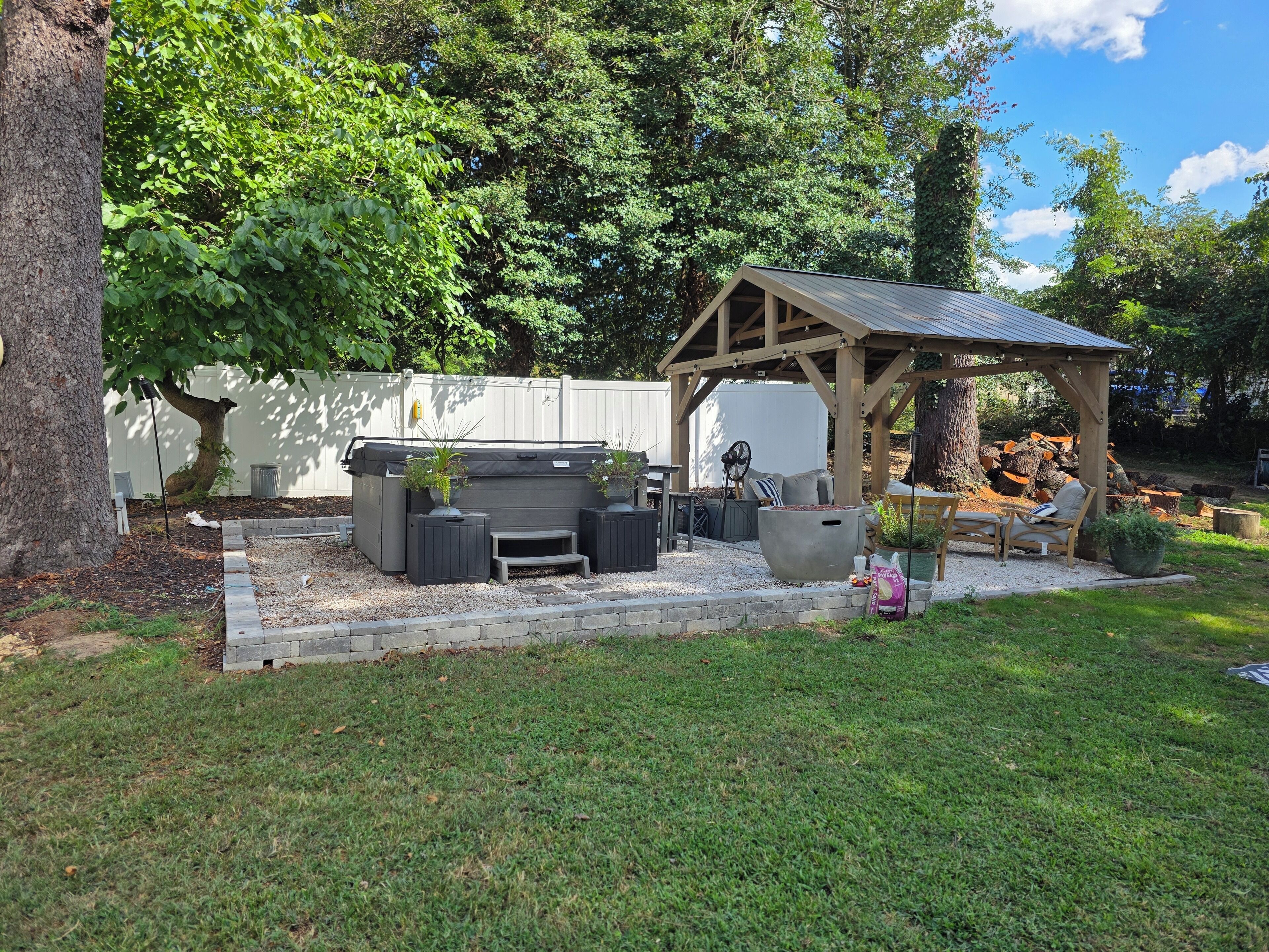 مغطس سبا خارجي