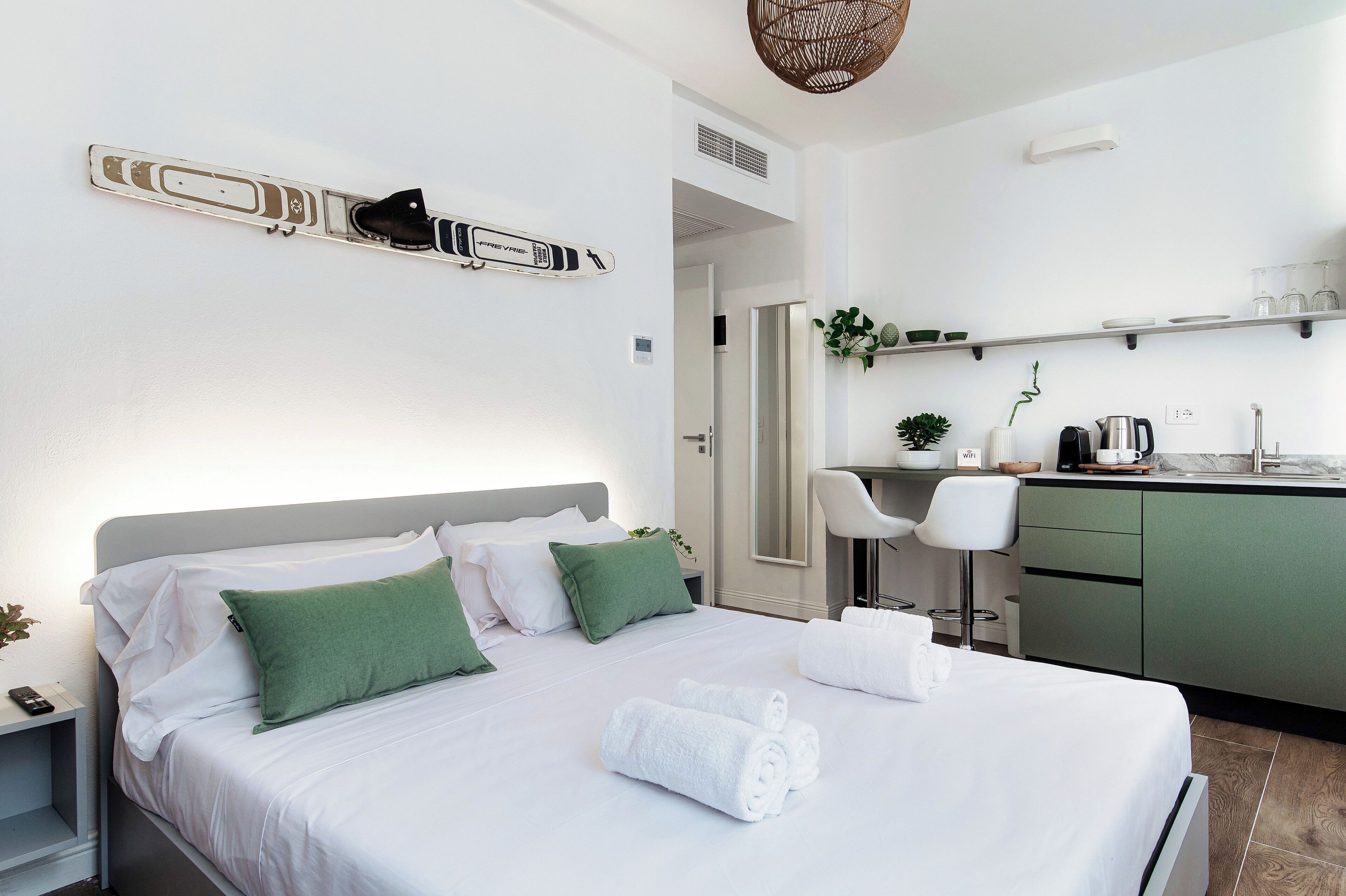 1 bedroom, iron/ironing board, WiFi, bed sheets