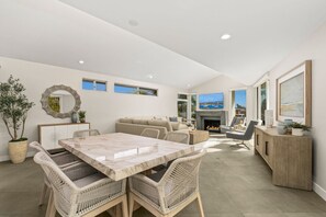 Interior - Casa de la Luz | Luxury Coastal Retreat in the Heart of Encinitas (Encinitas)