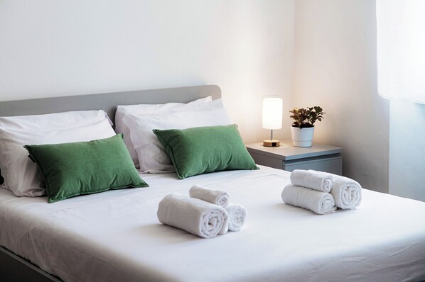 Fer et planche à repasser, Wi-Fi, draps fournis