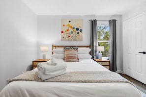 2 habitaciones, tabla de planchar con plancha, wifi y ropa de cama