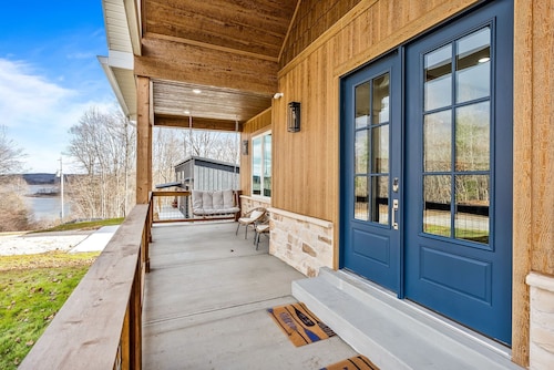 Amenities! INDOOR Pickleball🏓Basketball🏀 HotTub🔥Pool Table🎱Slide🛝Theater🍿Family