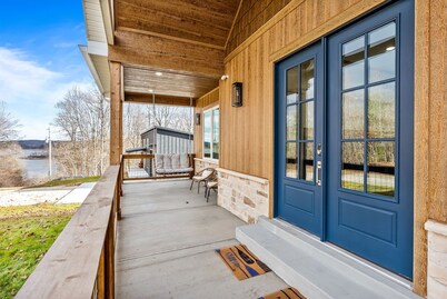 Amenities! INDOOR Pickleball🏓Basketball🏀 HotTub🔥Pool Table🎱Slide🛝Theater🍿Family