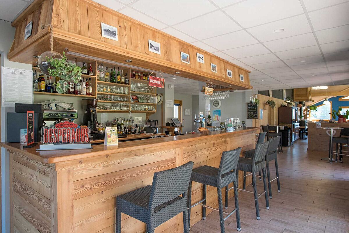 Bar (en la propiedad)