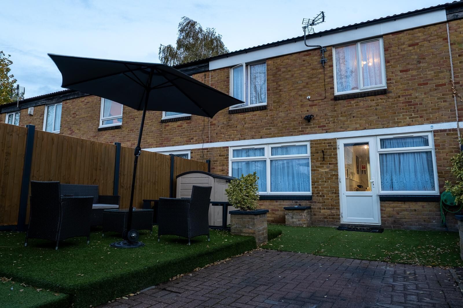 Outdoor dining - Wonderful 2-bedroom house in Lon perfect for a relaxing getaway (Lon)