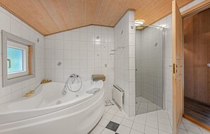 Shower - Stunning home in Hemmet with sauna (Hemmet)
