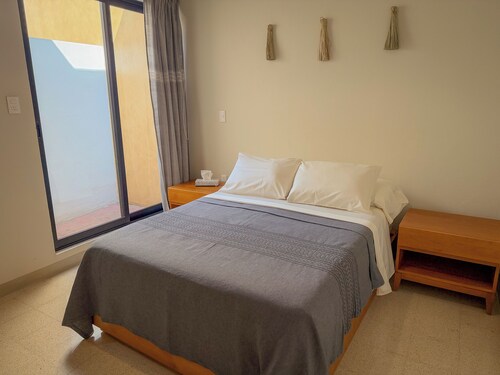 Centrally located loft, 2 bedrooms, close to everything!